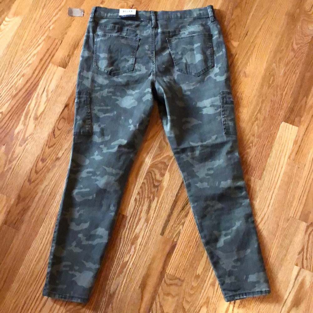 1 LEFT‼️ NWT 🌲 MUDD CAMOUFLAGE JEAN JEGGINGS Sz 0 - Picture 4 of 8